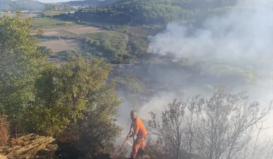 Antalya Aksu’da Orman Yangınına Hava ve Kara Müdahalesi