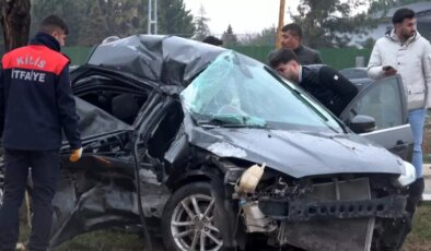 Kilis’te Otomobil ve Otobüs Çarpıştı: 3 Yaralı